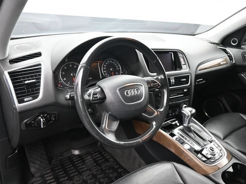 Used 2016 Audi Q5 2.0T Premium Plus w/ Technology Package AWD/4WD image 14