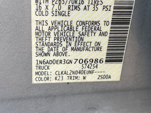 Used 2016 Nissan Frontier SV image 34