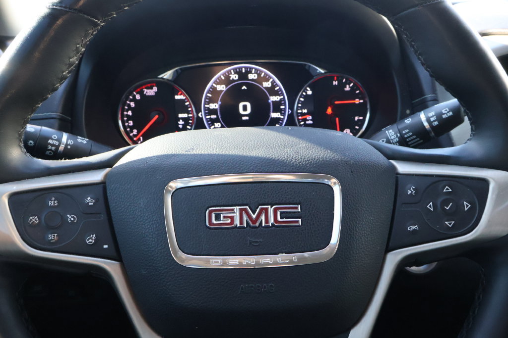 Used 2024 GMC Terrain Denali w/ Black Diamond Edition AWD/4WD image 19