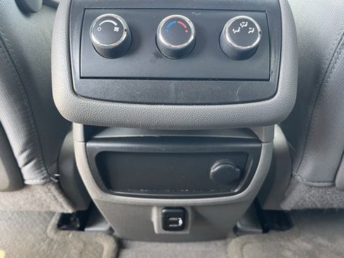 Used 2017 Chevrolet Traverse LS image 31