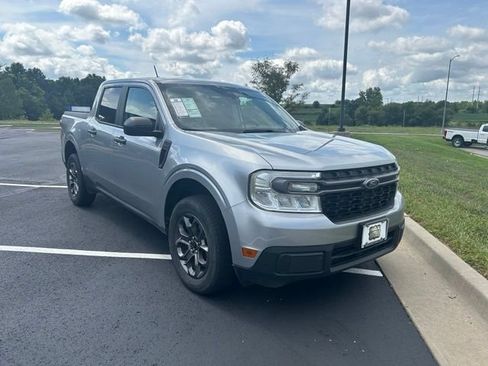 Certified 2022 Ford Maverick XLT w/ Equipment Group 300A Standard AWD/4WD image 11
