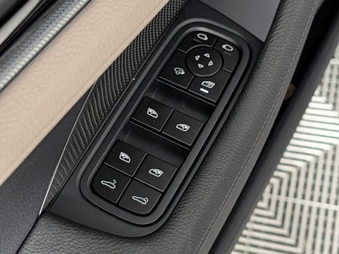 New 2026 Porsche Panamera image 27