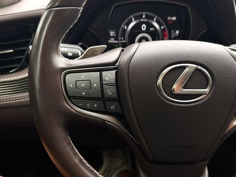 Used 2020 Lexus LS 500 w/ Accessory Package (Z2) RWD image 15