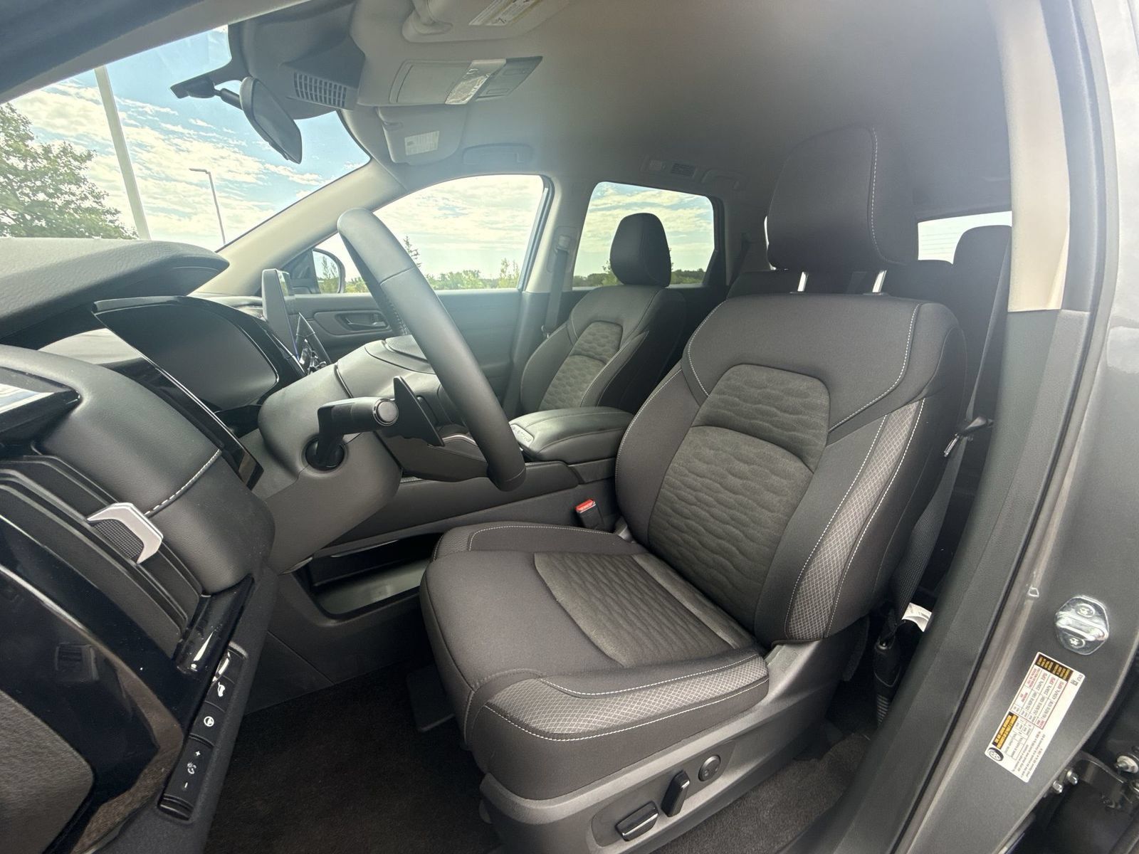 Certified 2026 Nissan Pathfinder SV AWD/4WD image 23