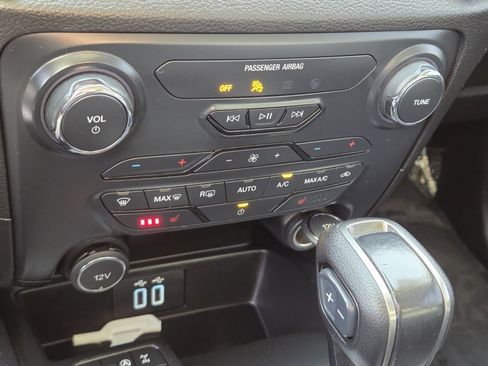 Certified 2021 Ford Ranger Lariat w/ Equipment Group 501A High image 22