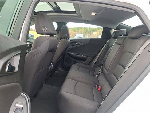 Used 2024 Chevrolet Malibu LT image 10
