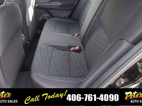 Used 2021 Nissan Kicks SV image 12