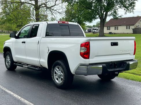 Used 2018 Toyota Tundra SR5 AWD/4WD image 7