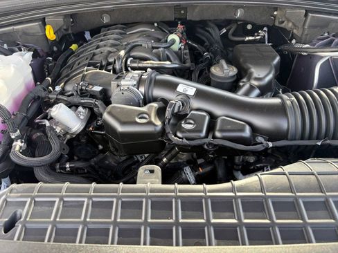 New 2025 Jeep Grand Cherokee L Laredo AWD/4WD image 24