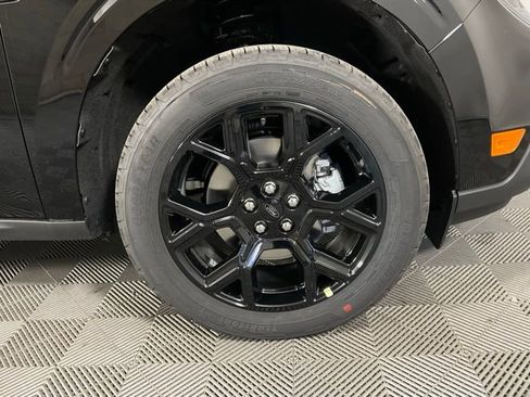 New 2025 Ford Maverick XLT w/ XLT Luxury Package image 10