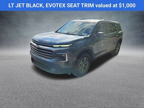 New 2026 Chevrolet Traverse LT w/ Driver Confidence Package image 3