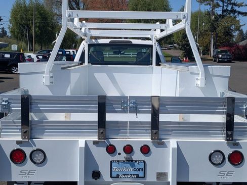 New 2024 Ford F550 4x4 Regular Cab Super Duty image 29