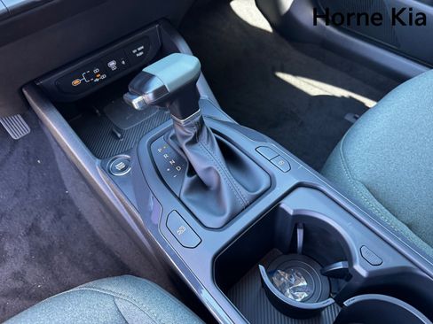 New 2025 Kia K4 EX image 16