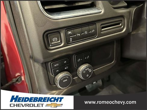 Used 2021 Chevrolet Tahoe RST w/ Luxury Package image 25