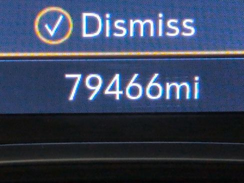 Used 2021 Chevrolet Traverse LT w/ LPO, Floor Liner Package AWD/4WD image 2