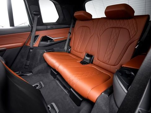 Used 2024 BMW X7 M60i w/ Executive Package AWD/4WD image 30