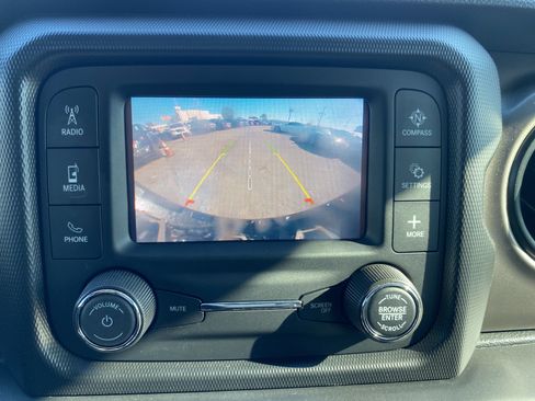 Used 2020 Jeep Wrangler Unlimited Sport AWD/4WD image 19