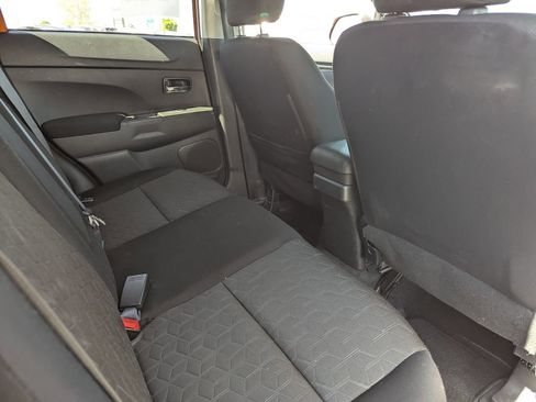 Used 2020 Mitsubishi Outlander Sport ES FWD image 29