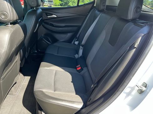 Used 2021 Buick Encore GX Preferred w/ Cold Weather Comfort Package FWD image 18