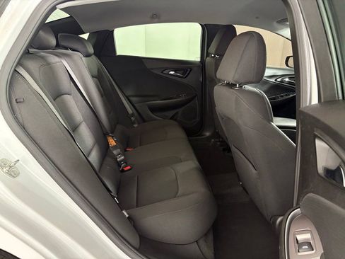 Used 2024 Chevrolet Malibu LS image 40