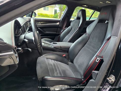 Used 2016 Porsche Panamera GTS image 35