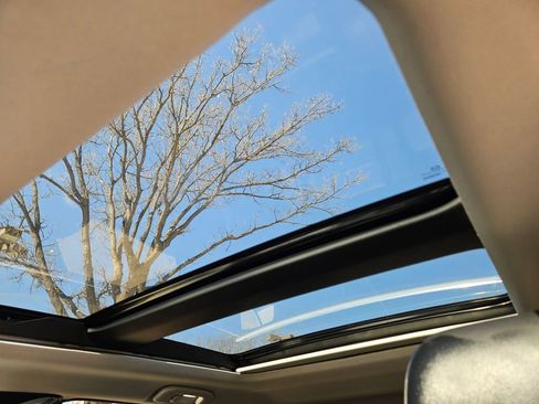 Used 2025 MAZDA CX-50 AWD 2.5 Hybrid w/ Premium Pkg image 23