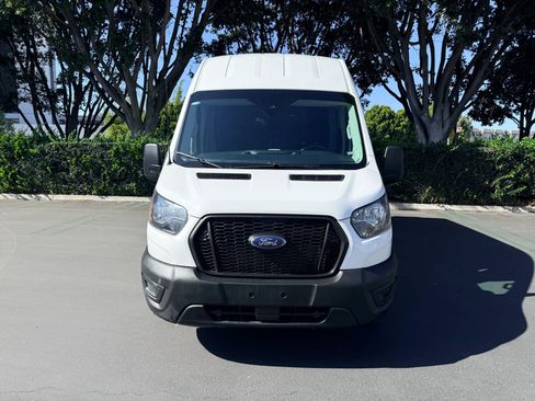 Used 2024 Ford Transit 250 148 High Roof AWD image 7