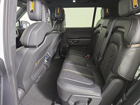 Used 2025 Rivian R1S Adventure AWD/4WD image 21