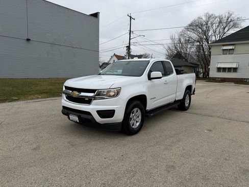 Used 2017 Chevrolet Colorado W/T w/ WT Convenience Package image 3
