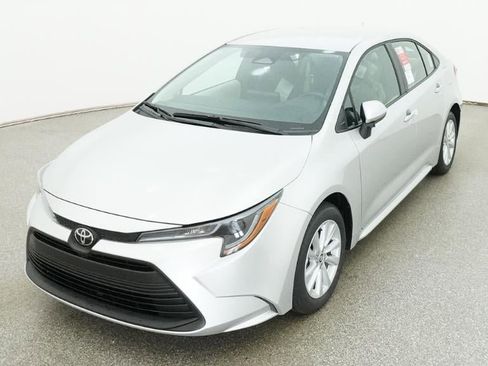New 2026 Toyota Corolla LE FWD image 16