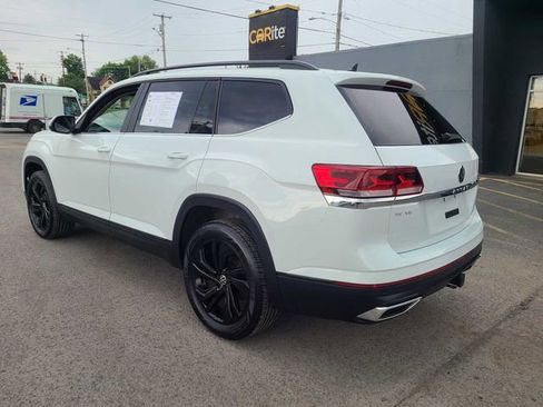 Used 2023 Volkswagen Atlas SE w/ Black Wheel Package AWD/4WD image 9