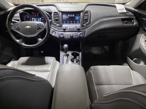 Used 2015 Chevrolet Impala LTZ FWD image 18