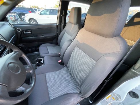 Used 2011 GMC Canyon SLE image 14