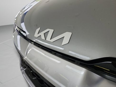 Used 2024 Kia Sportage EX FWD image 28