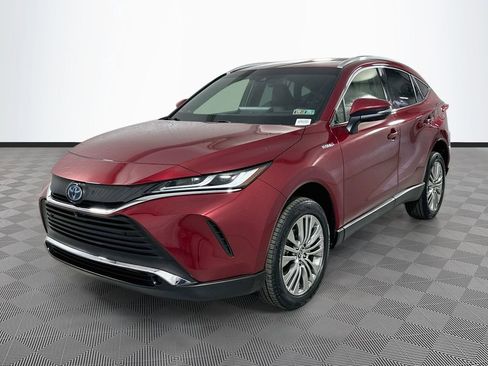 Used 2021 Toyota Venza Limited w/ Advanced Technology Package image 3