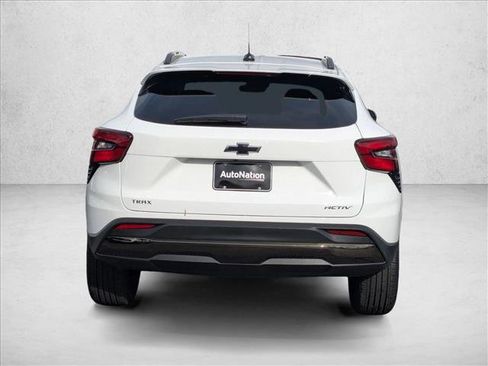 New 2026 Chevrolet Trax ACTIV w/ Sunroof Package image 8