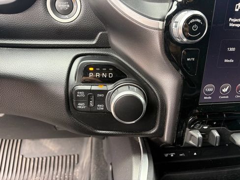 Used 2019 RAM 1500 Big Horn AWD/4WD image 23