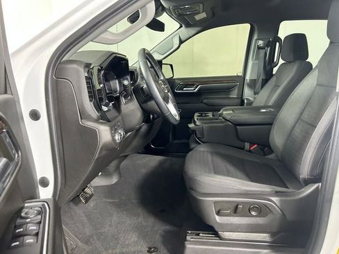 Used 2023 GMC Sierra 1500 Elevation AWD/4WD image 12
