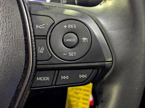 Used 2023 Toyota Camry SE image 20