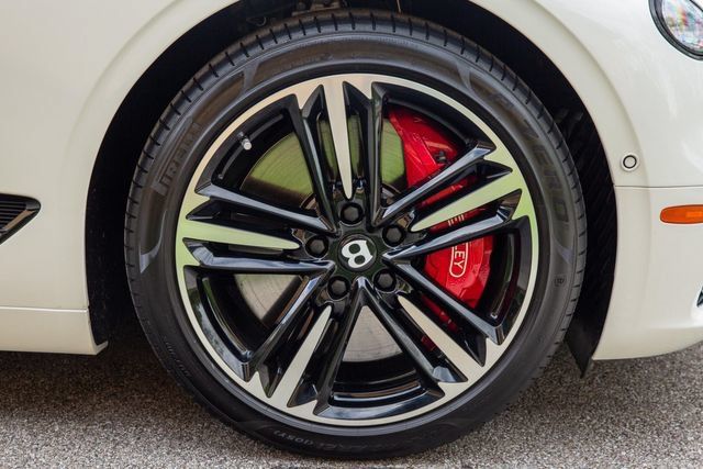 Used 2022 Bentley Continental GT AWD/4WD image 28