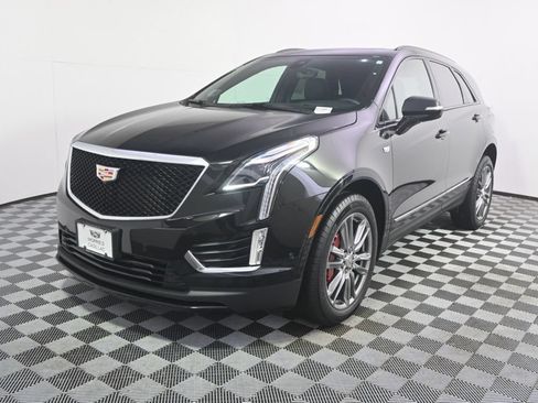 Certified 2025 Cadillac XT5 Sportv w/ Technology Package AWD/4WD image 1