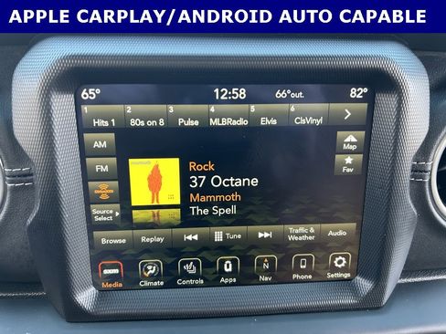 Used 2023 Jeep Wrangler Unlimited Sahara w/ Cold Weather Group image 13