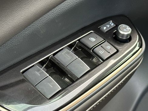 New 2026 Toyota Crown Nightshade image 21