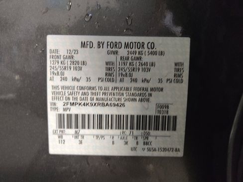 Used 2024 Ford Edge Titanium image 33