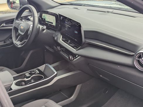 Certified 2026 Chevrolet Equinox LT AWD/4WD image 7