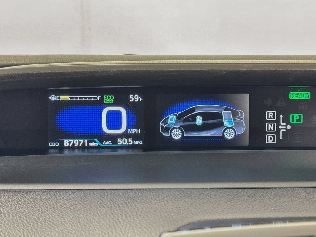 Used 2016 Toyota Prius Four FWD image 28