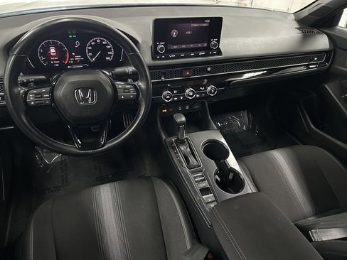 Used 2025 Honda Civic Sport image 13