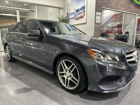 Used 2016 Mercedes-Benz E 350 4MATIC Sedan image 19