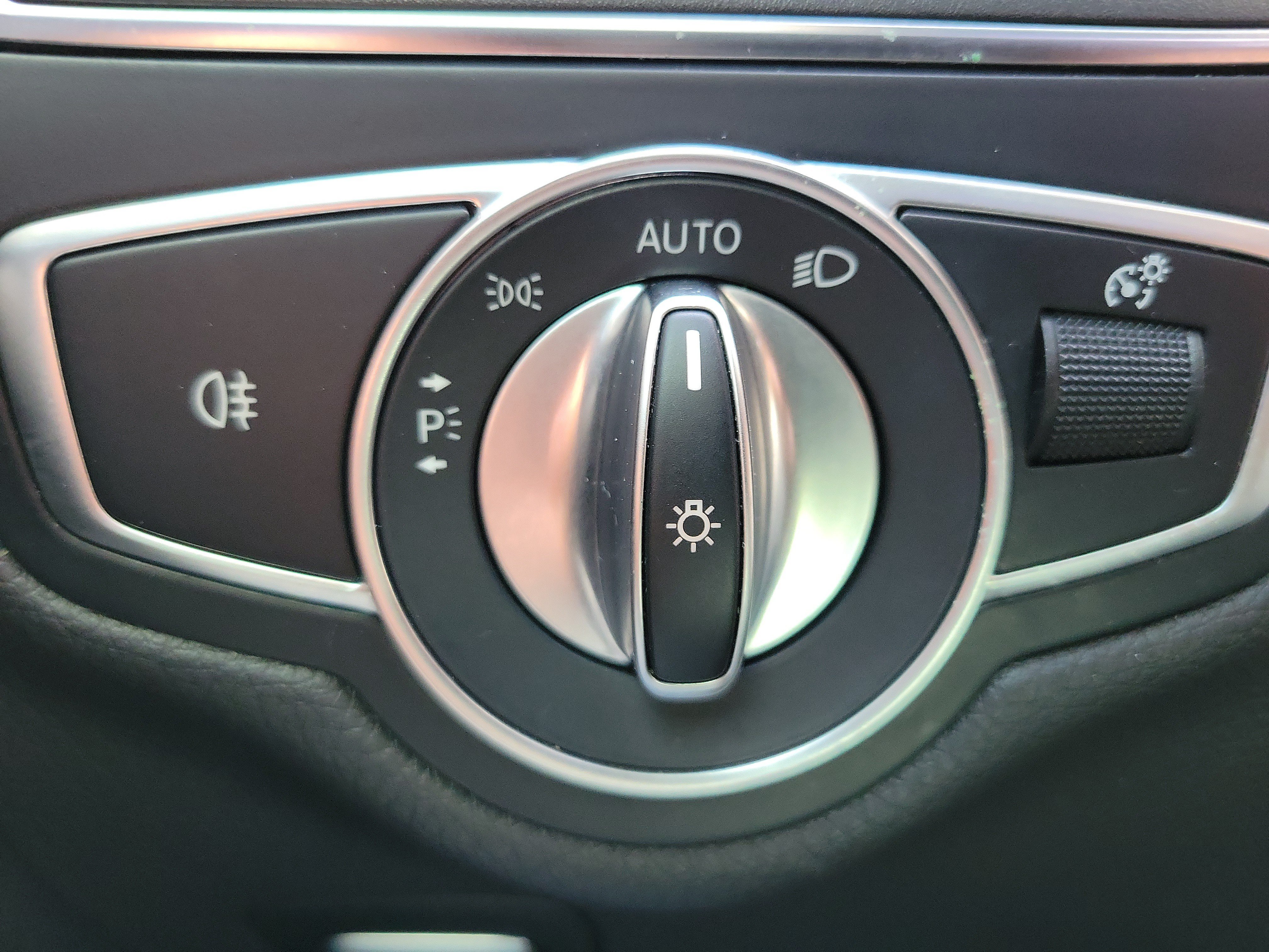 Used 2022 Mercedes-Benz C 300 Coupe image 28