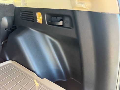 Used 2017 Honda CR-V EX-L image 46